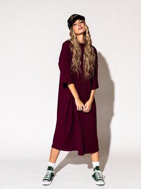 Dressed in Lala Ozzy Dress in Wine | Excellent Used Condition